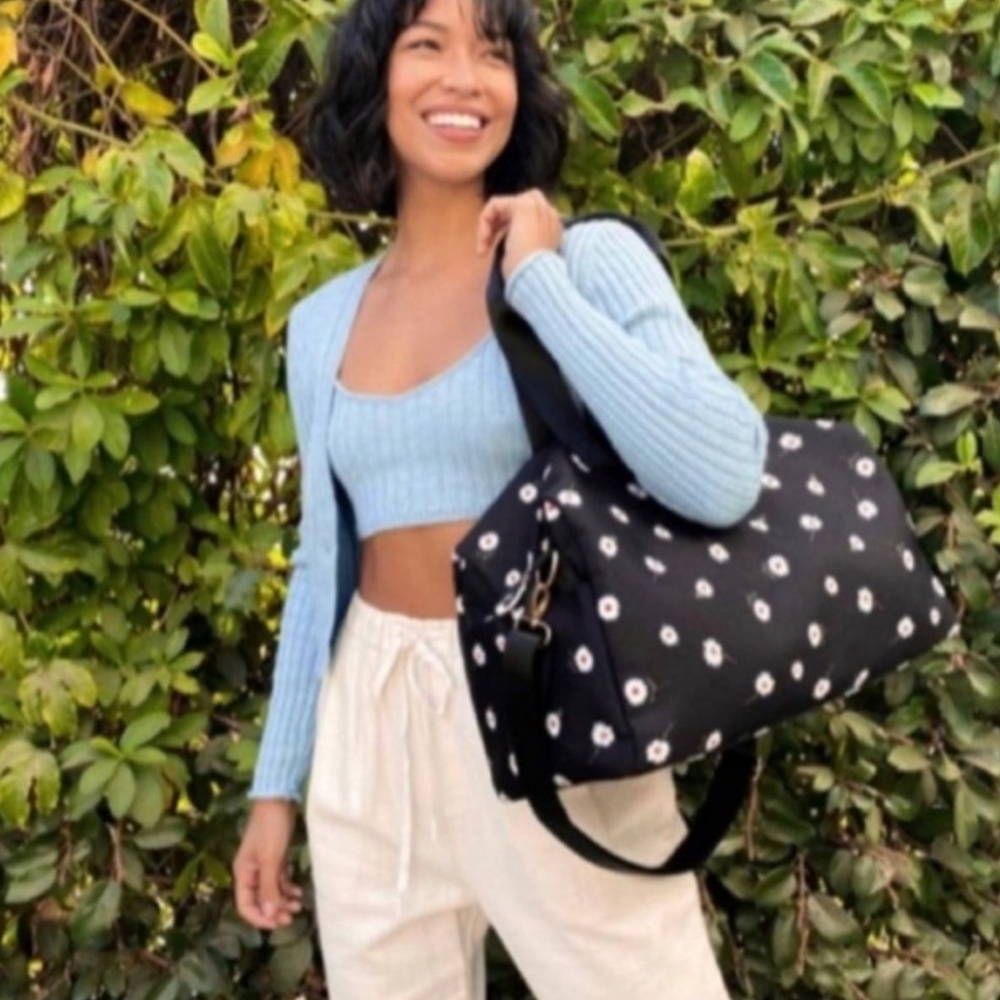 Alice + Olive Black Daisy Print Duffle Bag